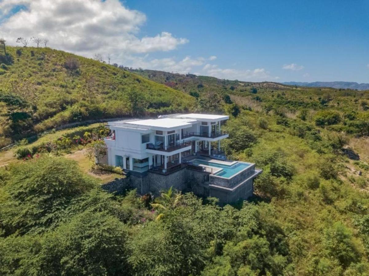 Villa Nambung Selong Belanak Exteriér fotografie